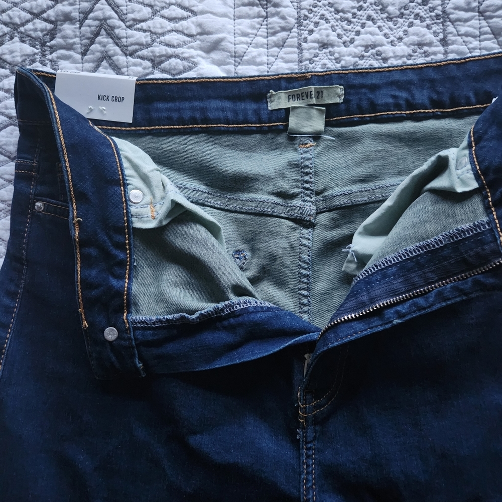 Jeans - Picture 2 of 3